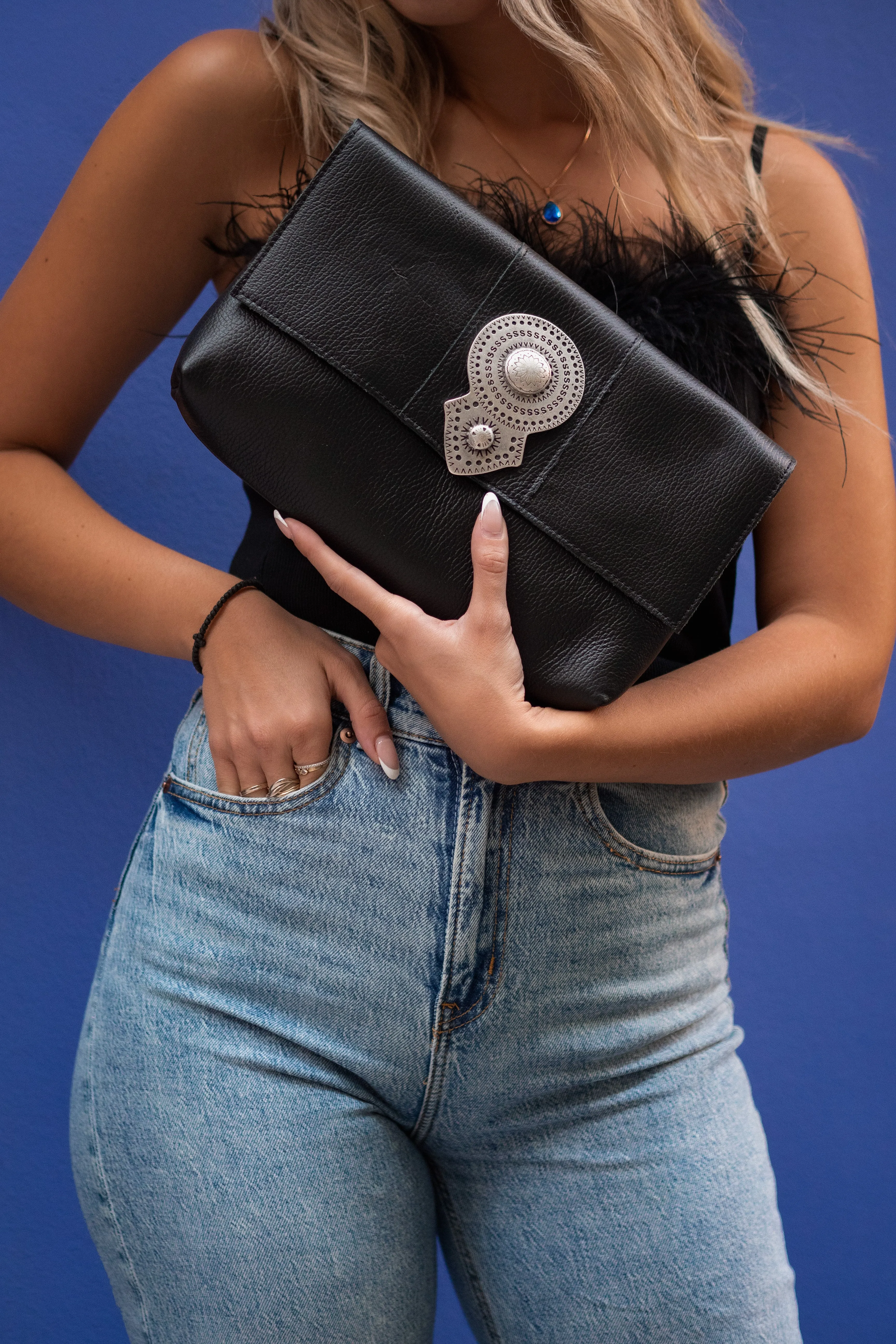 Aurora Leather Shoulder Bag - Black
