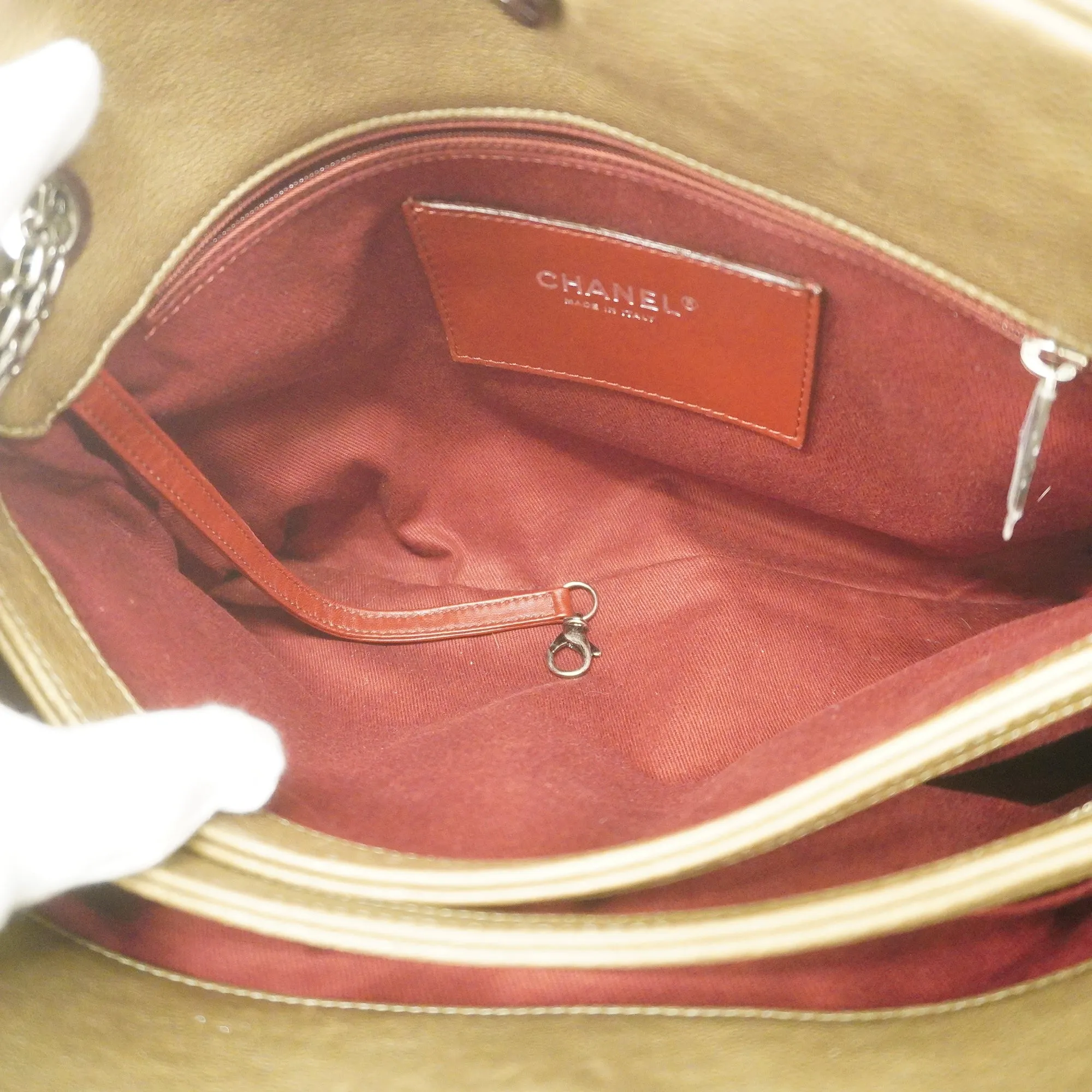 CHANEL  Matelasse Chain Shoulder Women's Leather Shoulder Bag Khaki