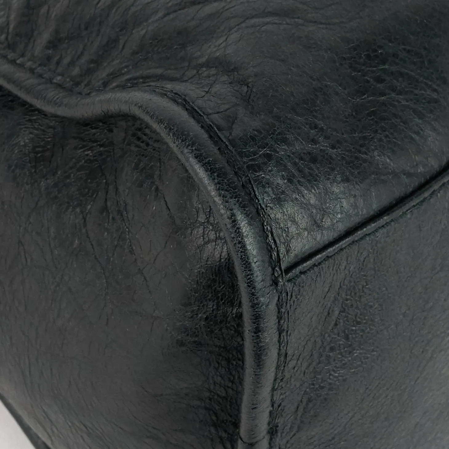 Giant City Agneau Leather Bag