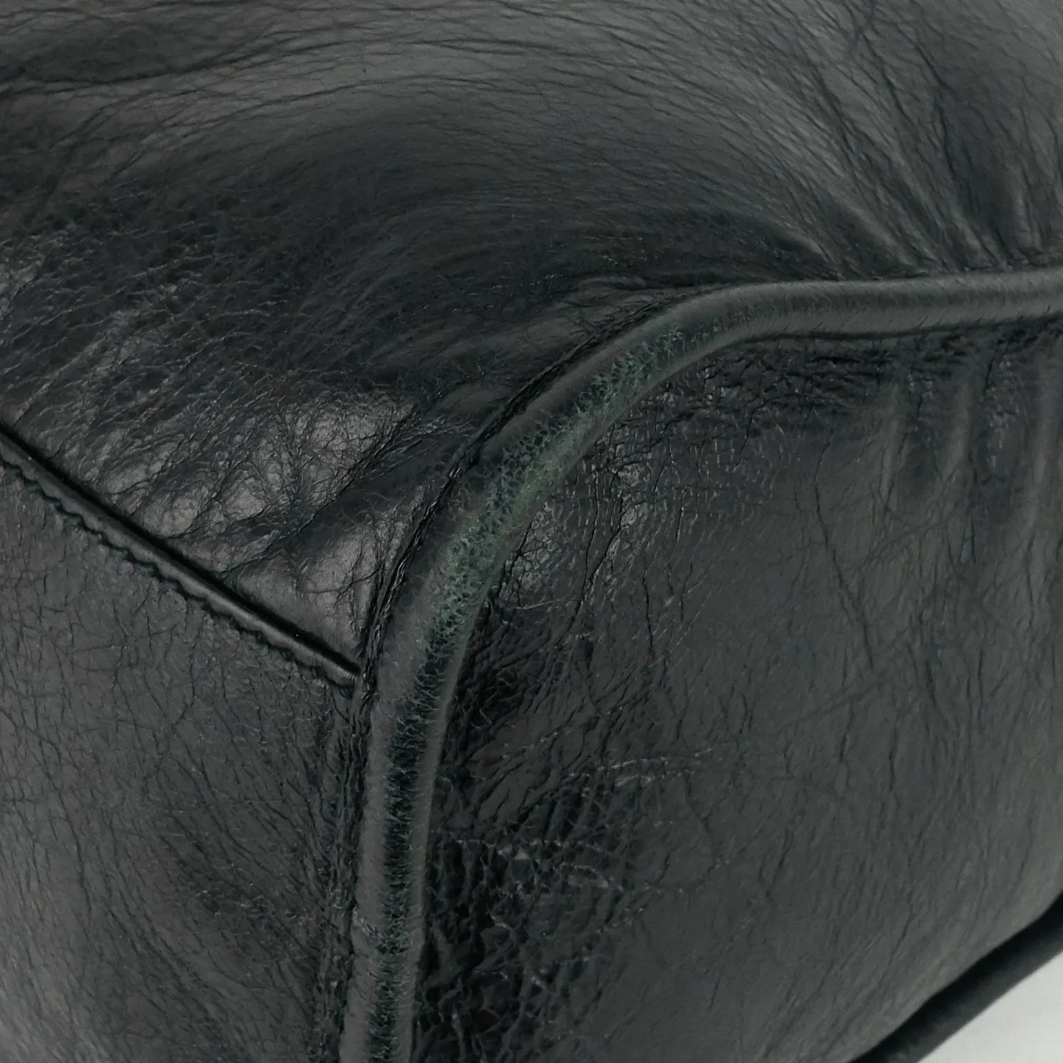 Giant City Agneau Leather Bag