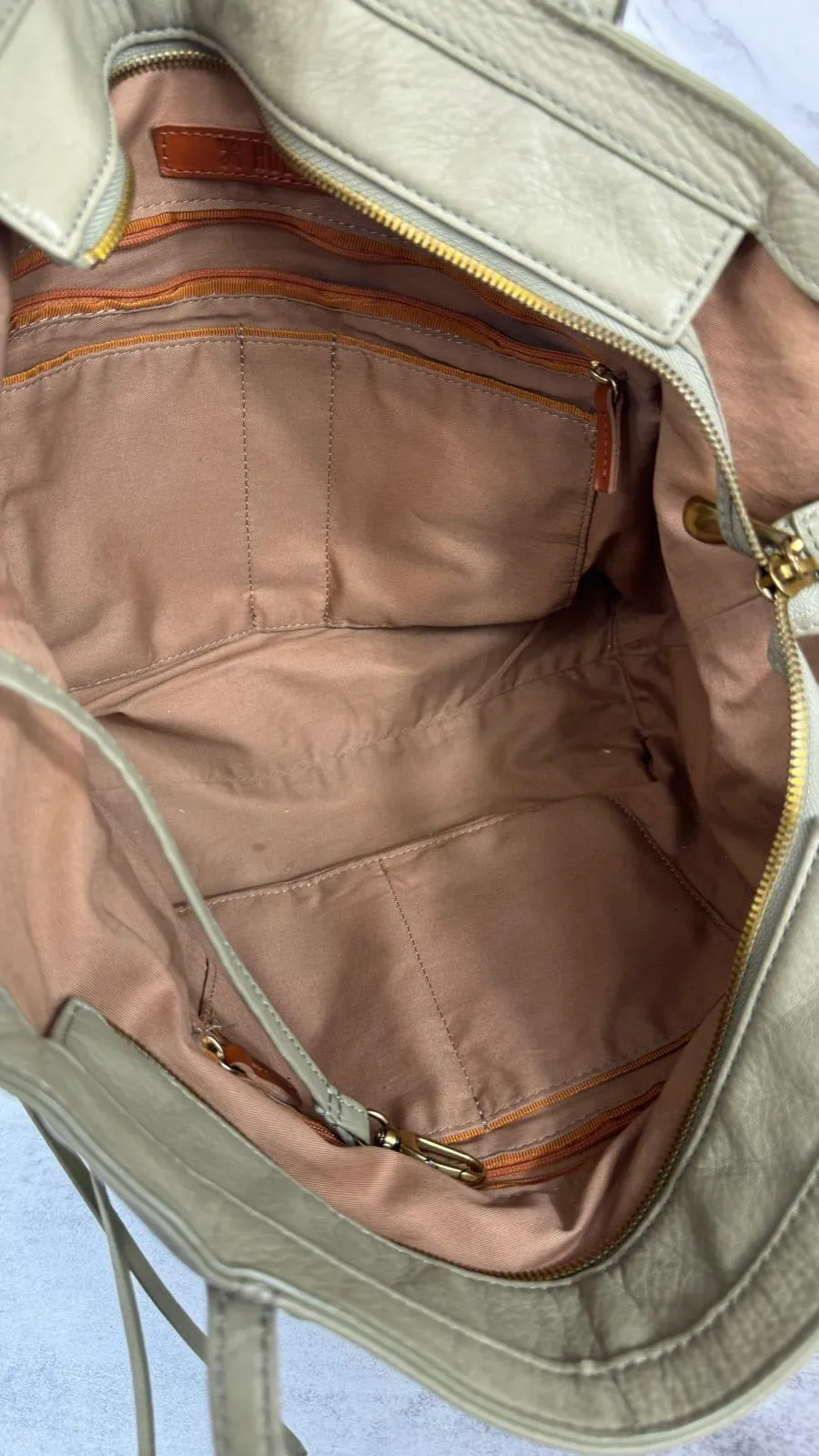 HOBO KINGSTON LEATHER TOTE BAG IN CACTUS GREEN