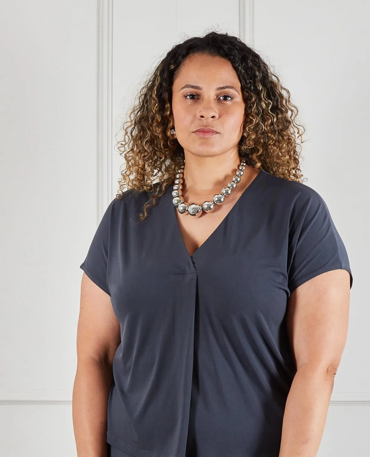 *OFFER* CHALK Bet Top