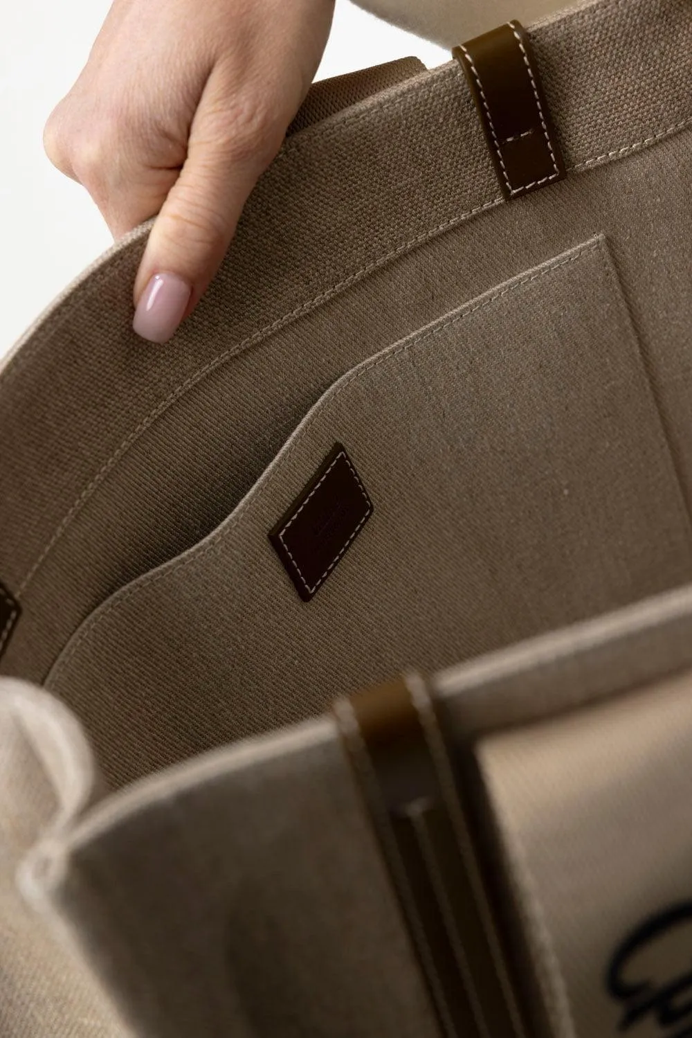 Woody Monogram Tote - Bronze Brown
